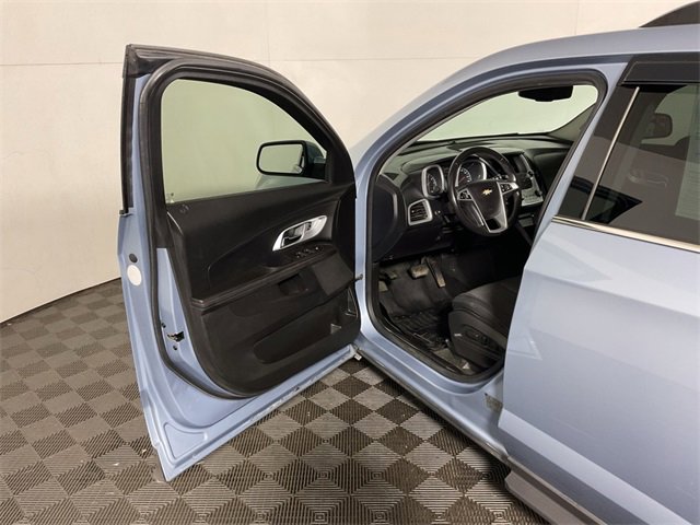 Used 2015 Chevrolet Equinox LT w/ Driver Convenience Package image 13