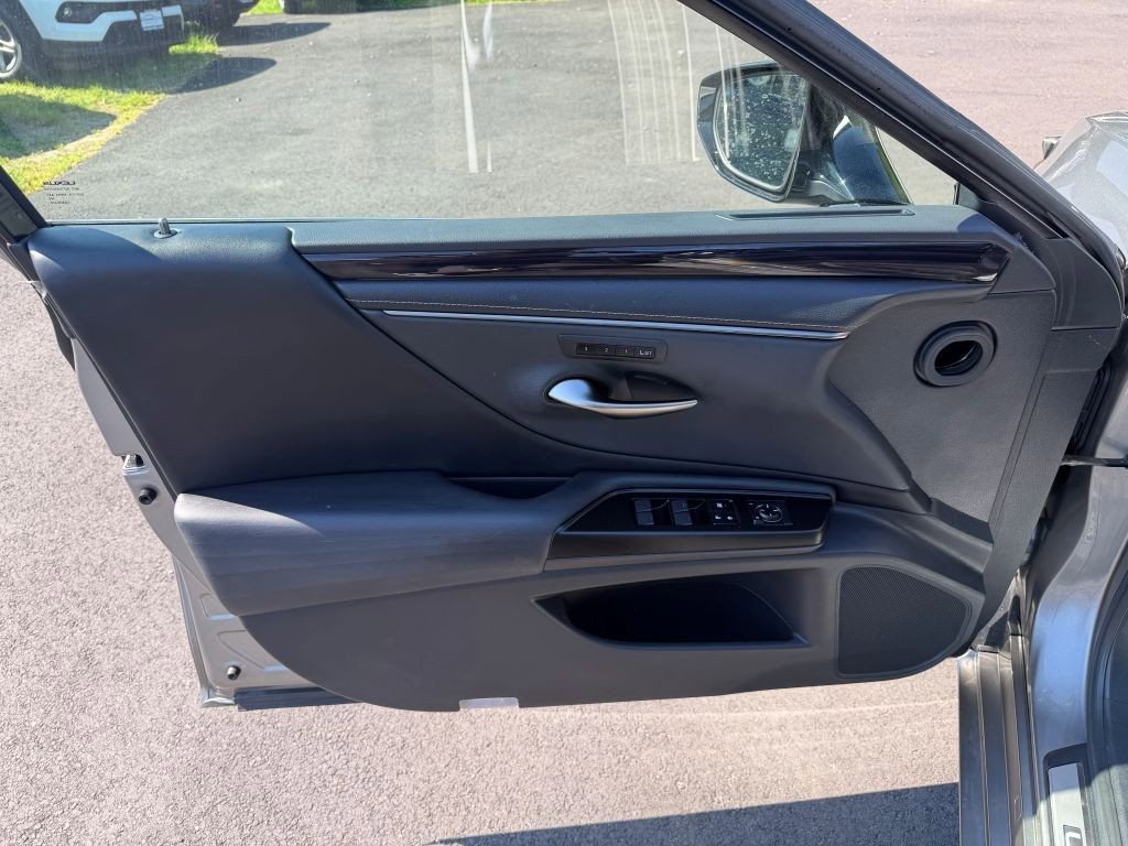 Used 2019 Lexus ES 350 w/ Accessory Package 2 FWD image 9