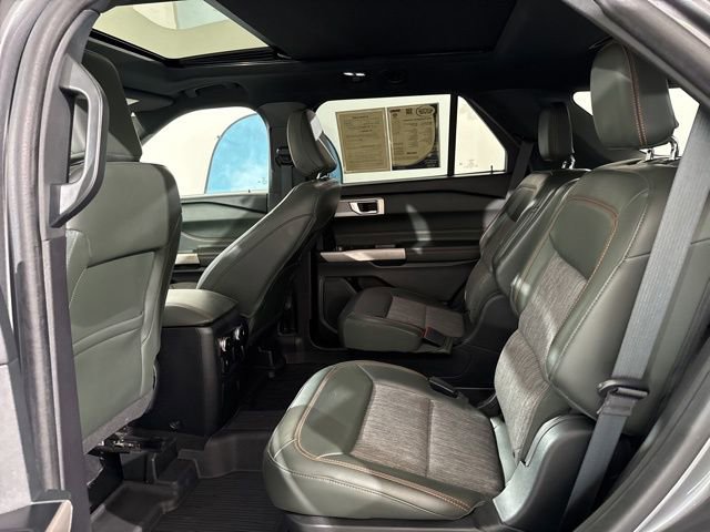 Used 2022 Ford Explorer Timberline w/ Timberline Technology Package AWD/4WD image 17