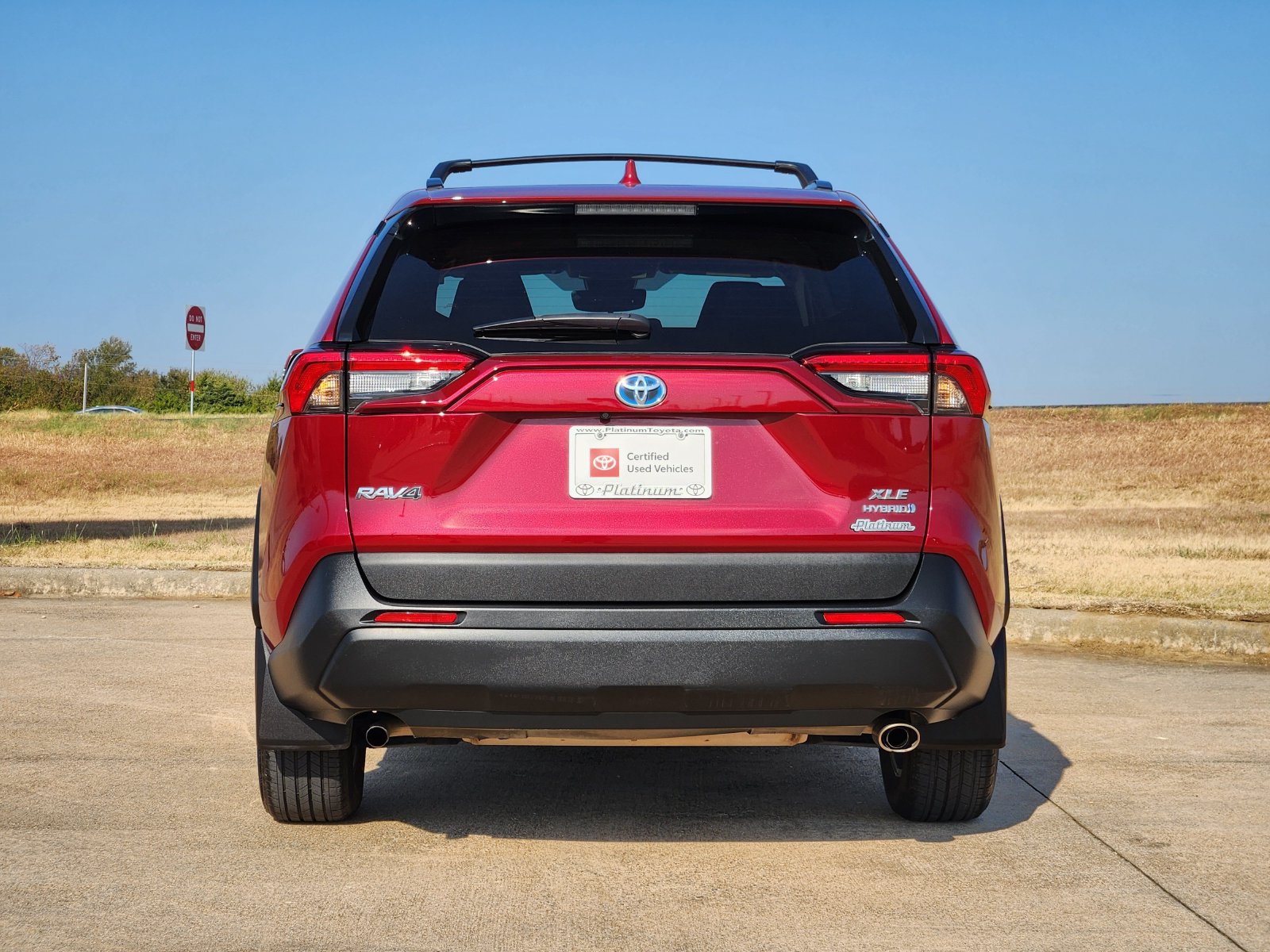 Used 2024 Toyota RAV4 XLE w/ Convenience Package AWD/4WD image 8