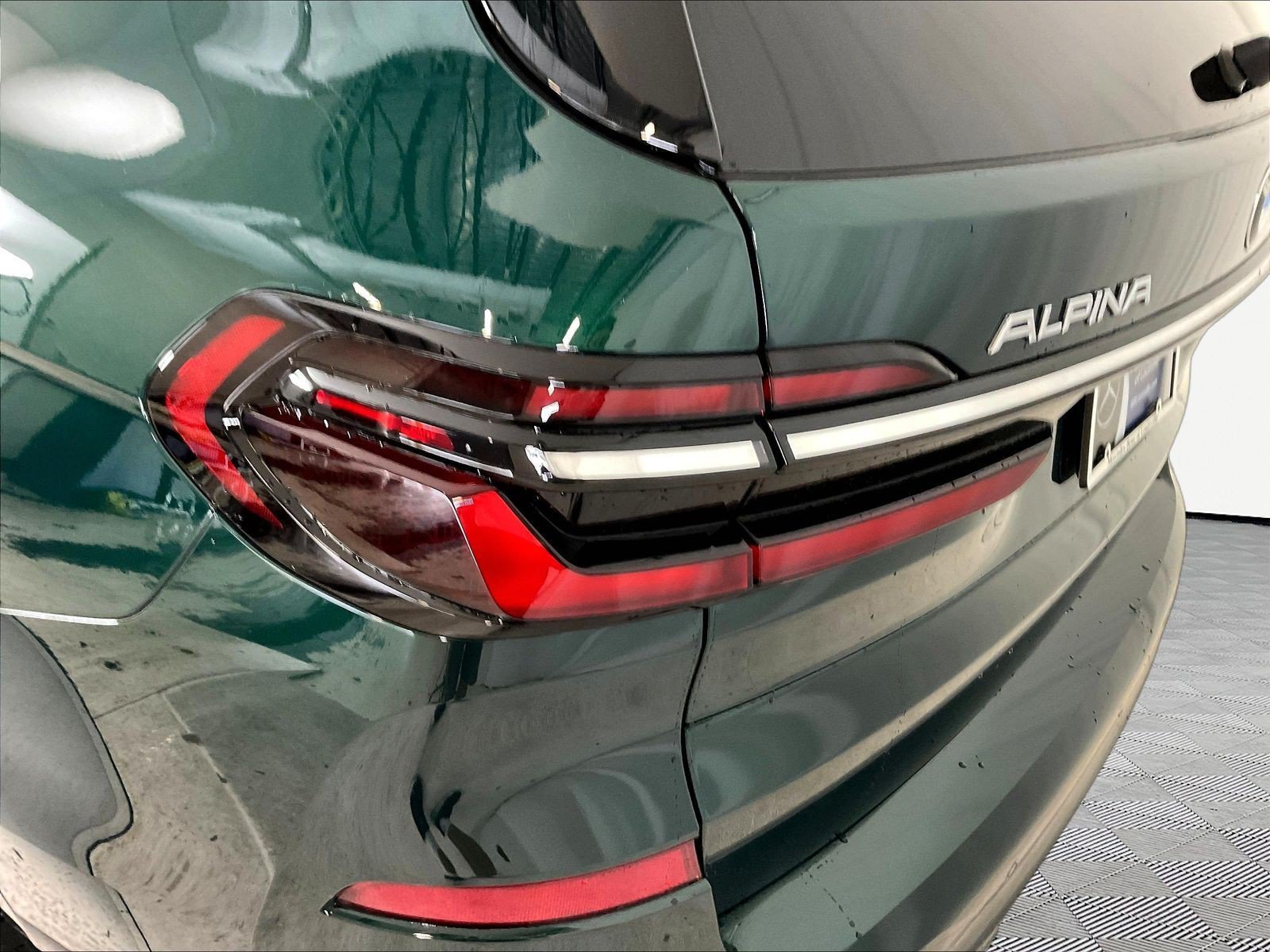 Used 2026 BMW ALPINA XB7 AWD/4WD image 23
