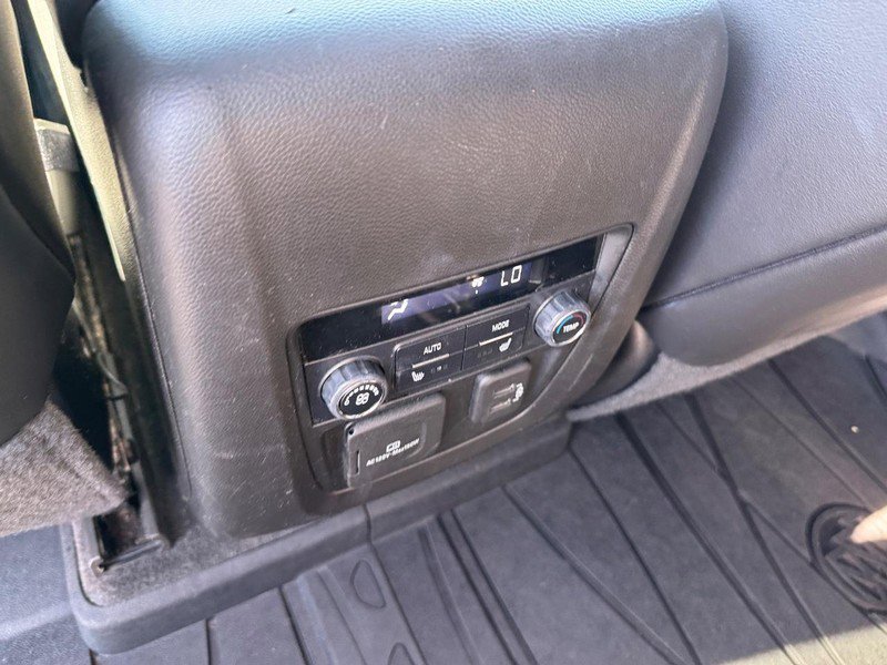 Certified 2019 Buick Enclave Avenir w/ Avenir Technology Package image 14