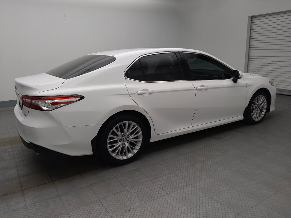 Used 2018 Toyota Camry XLE FWD image 10