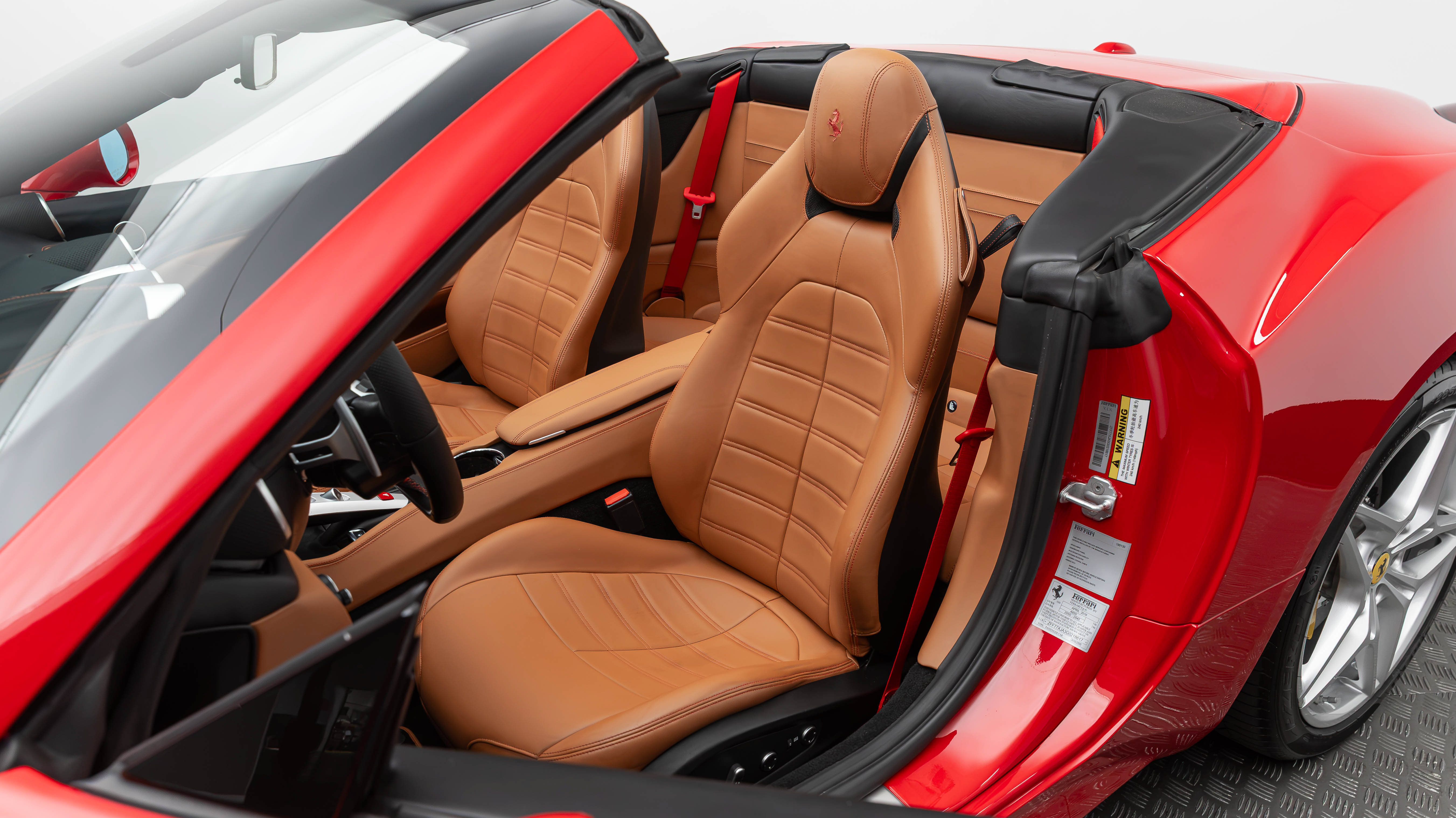 Certified 2016 Ferrari California T RWD image 18