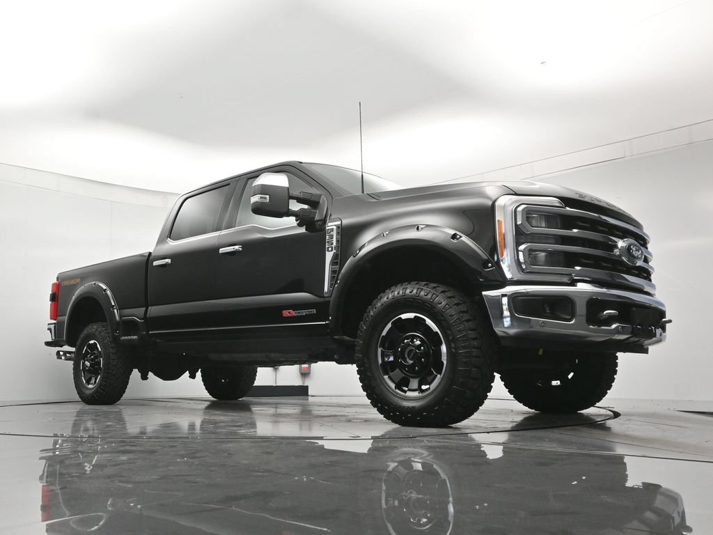 Used 2023 Ford F350 King Ranch w/ Tremor Off-Road Package AWD/4WD image 41