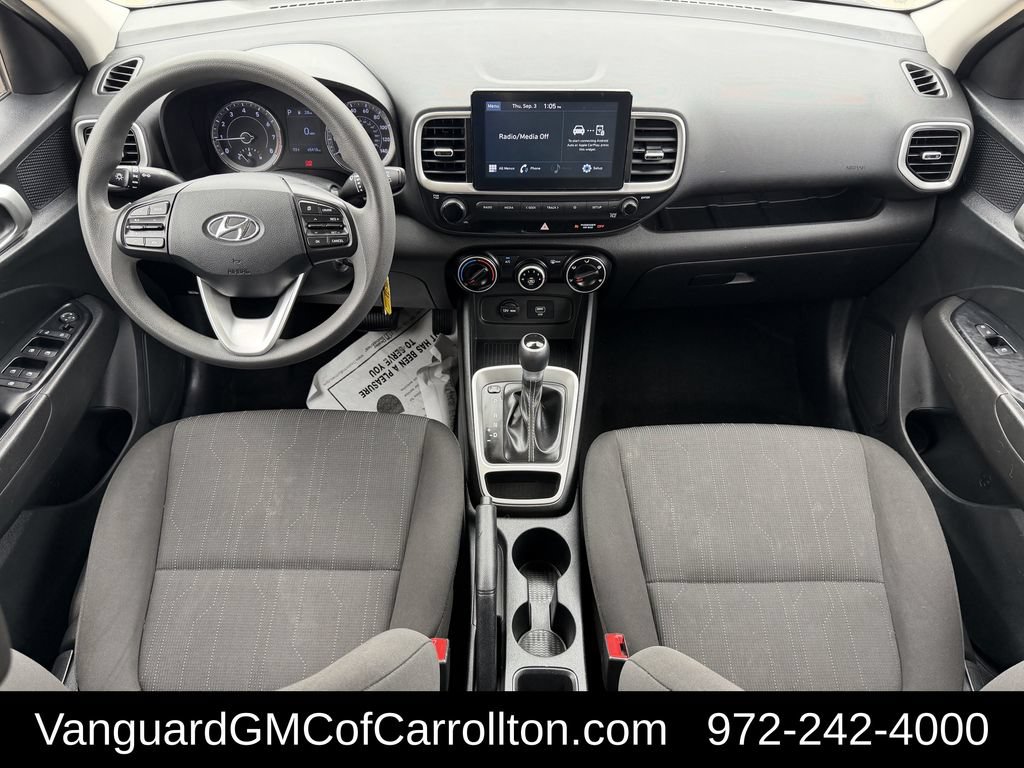 Used 2021 Hyundai Venue SE w/ Cargo Package FWD image 11