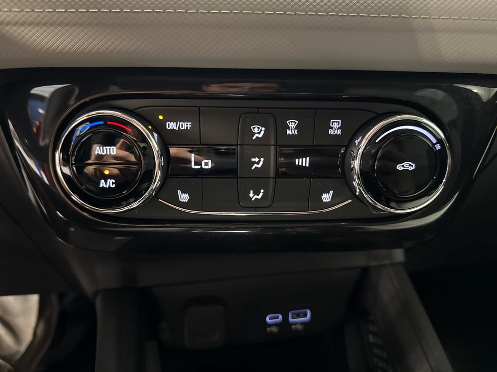 New 2026 Chevrolet TrailBlazer LT w/ Convenience Package AWD/4WD image 16