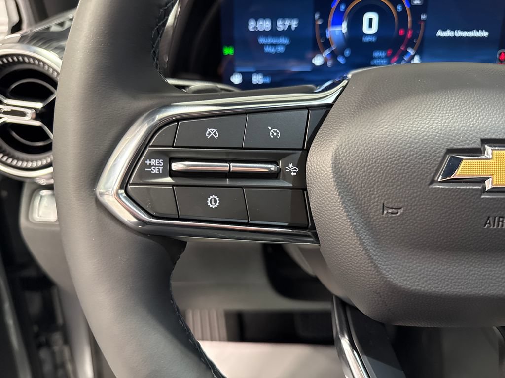 New 2026 Chevrolet Equinox LT w/ Convenience Package II FWD image 4