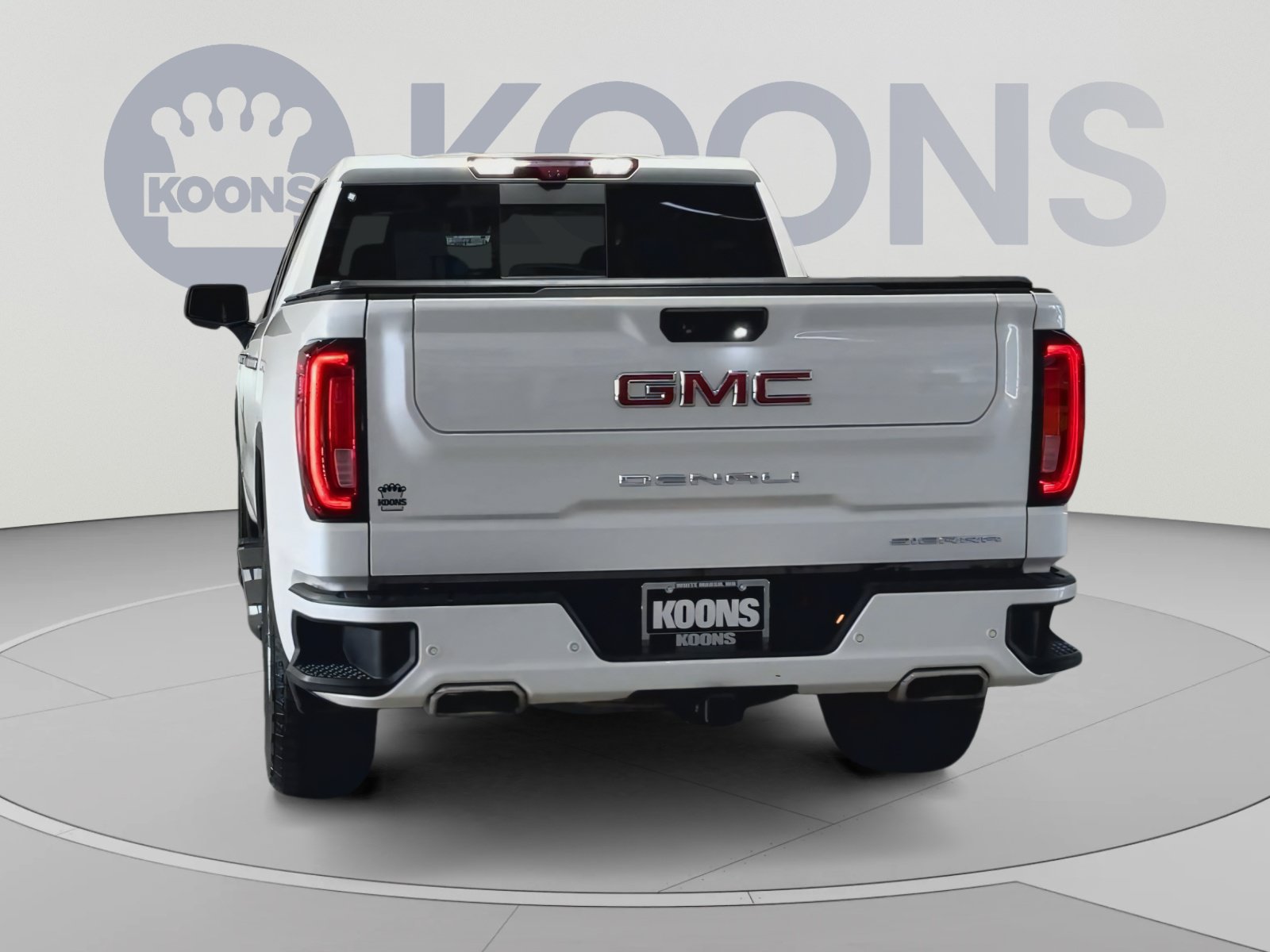 Used 2023 GMC Sierra 1500 Denali w/ Technology Package AWD/4WD image 10