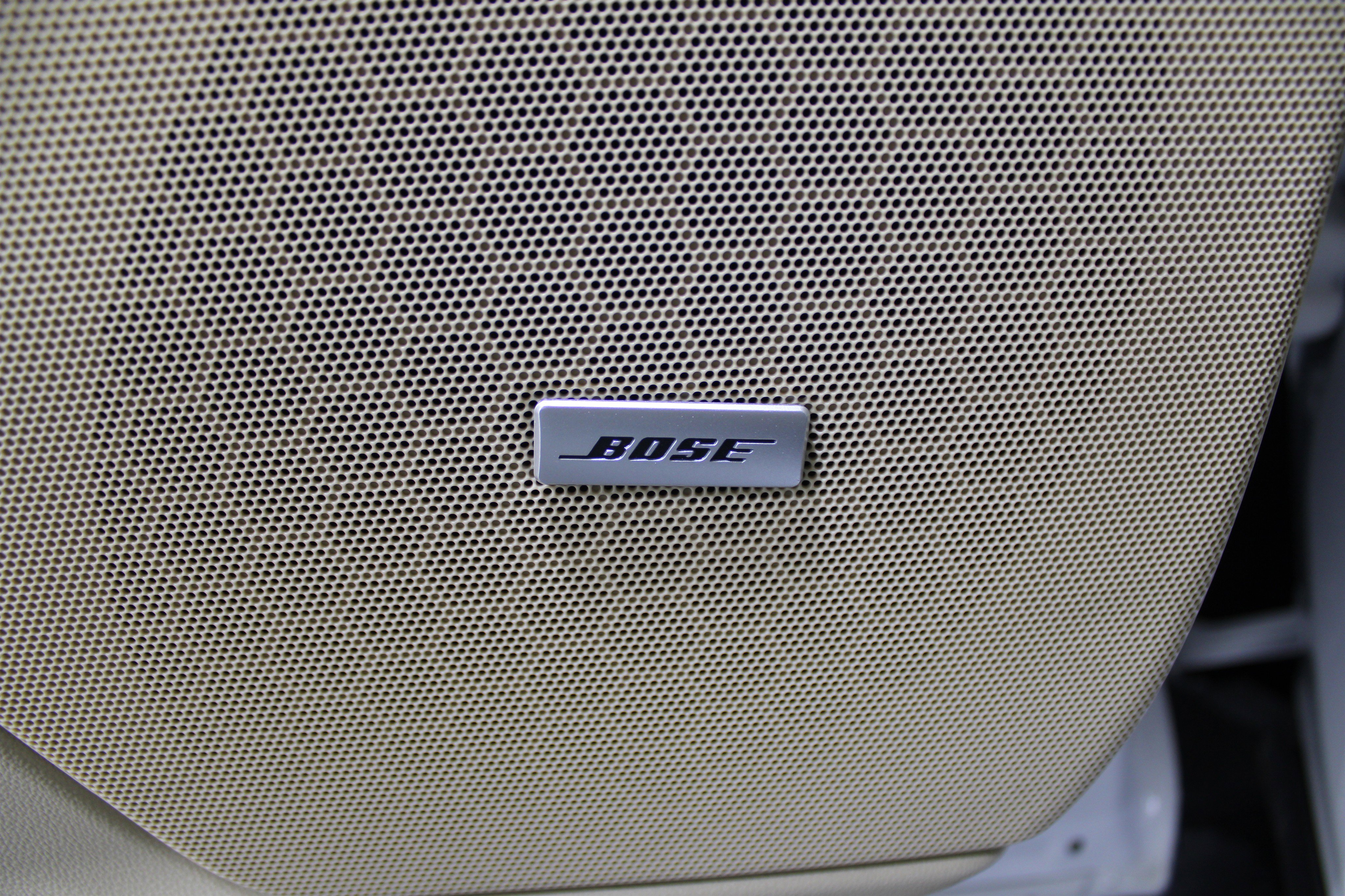 Used 2017 Cadillac XT5 Luxury w/ Driver Awareness Package image 9