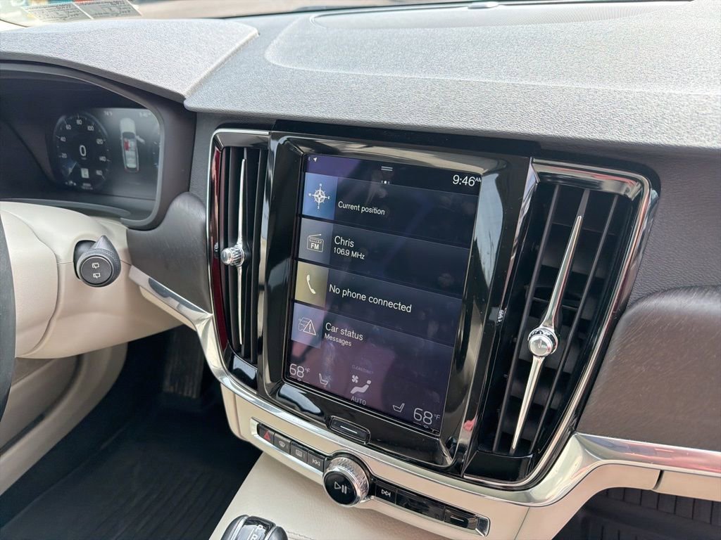 Used 2017 Volvo V90 T6 Cross Country image 13