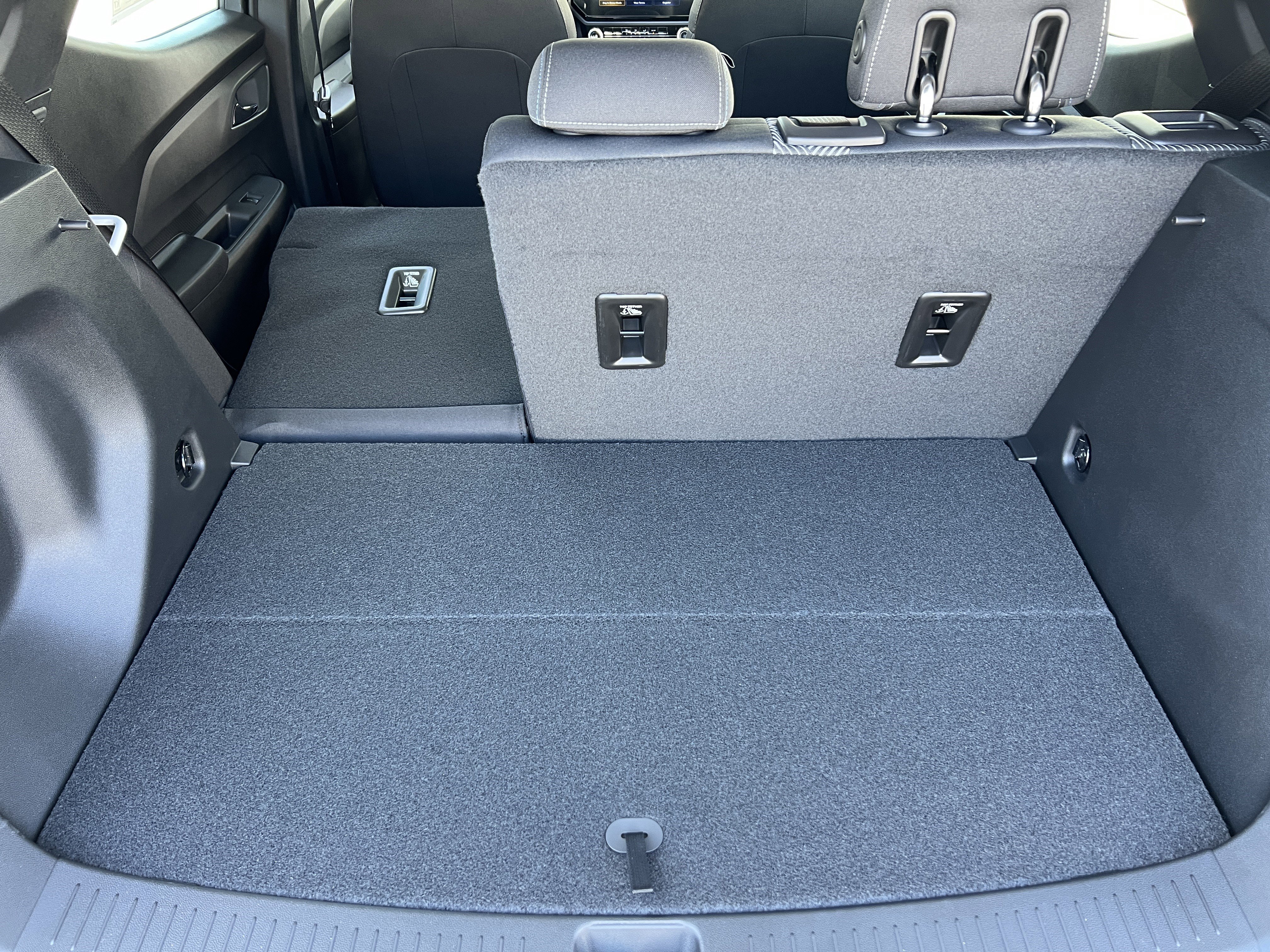 New 2027 Chevrolet Bolt LT FWD image 19