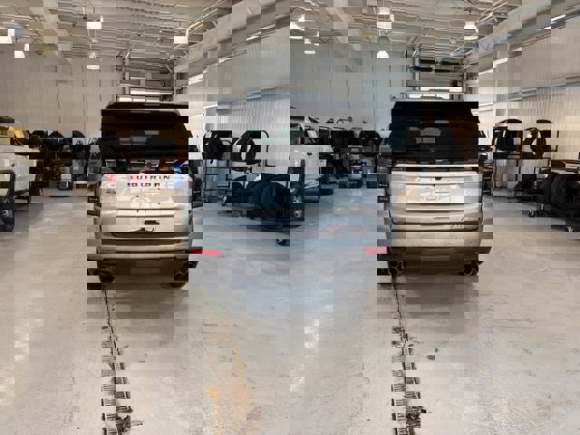 New 2025 Chevrolet Suburban RST w/ Comfort Package image 4