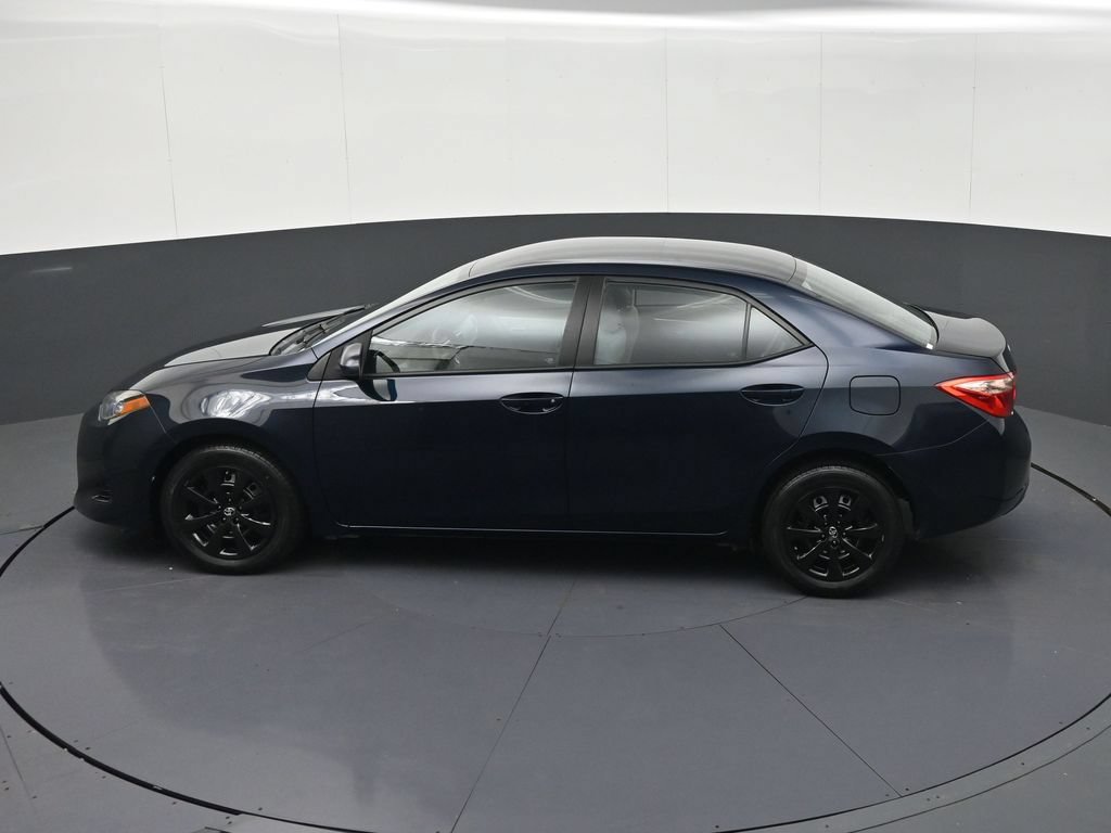 Used 2017 Toyota Corolla LE FWD image 22