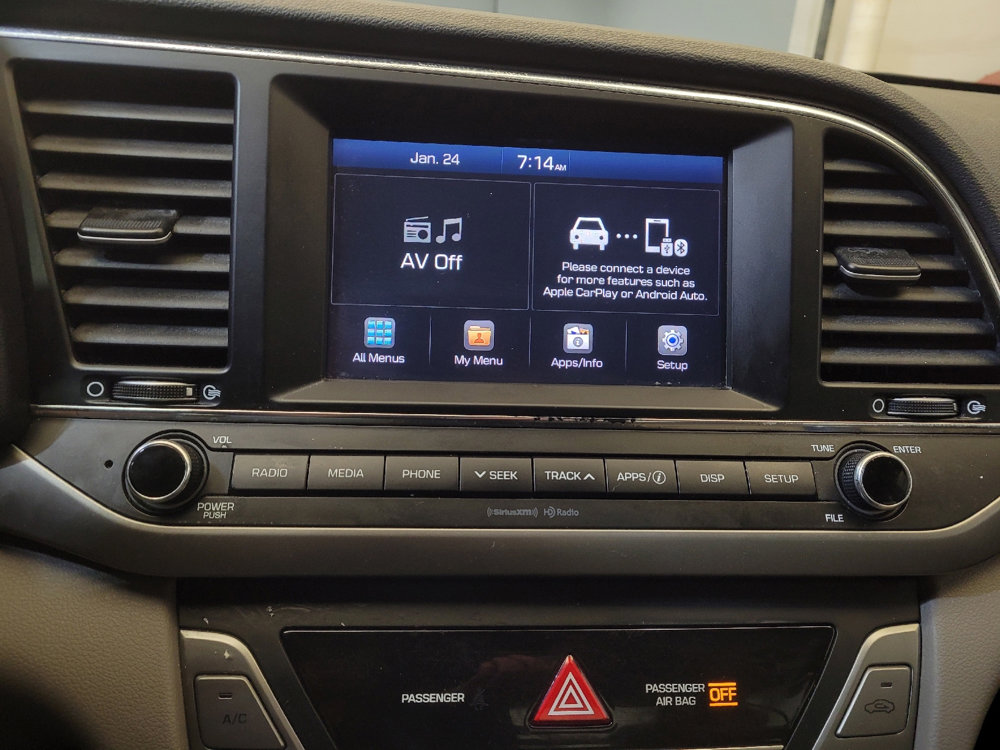 Used 2017 Hyundai Elantra SE image 25