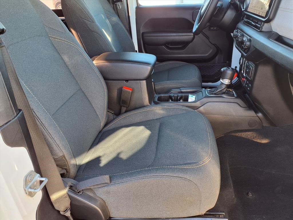 Used 2024 Jeep Wrangler Willys image 22