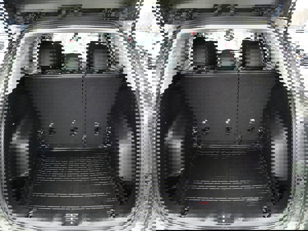 Used 2021 Jeep Compass Latitude image 29