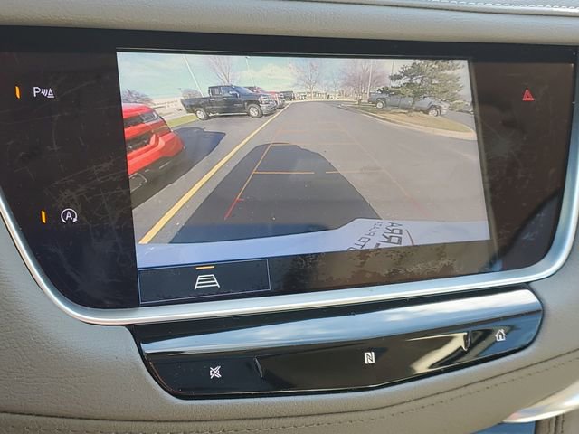 Certified 2021 Cadillac XT5 Premium Luxury w/ LPO, Floor Liner Package AWD/4WD image 26