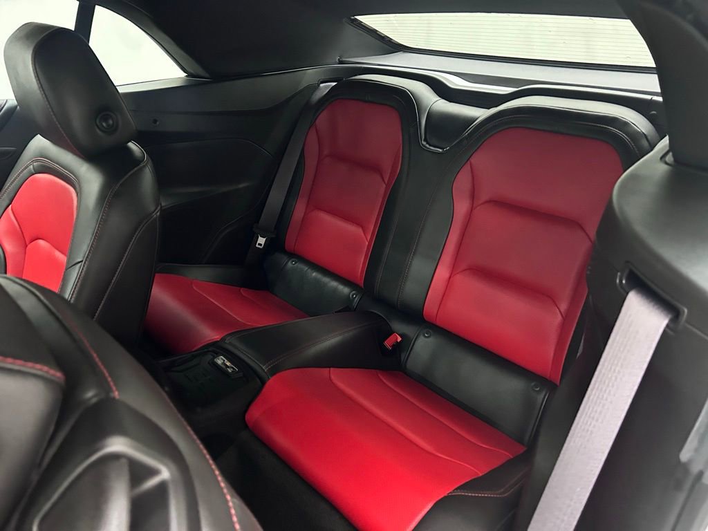 Used 2017 Chevrolet Camaro LT RWD image 13