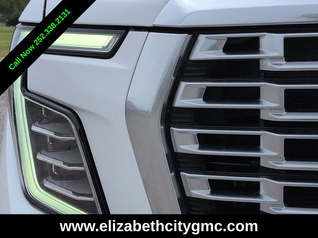 Used 2025 GMC Yukon XL Denali AWD/4WD image 9