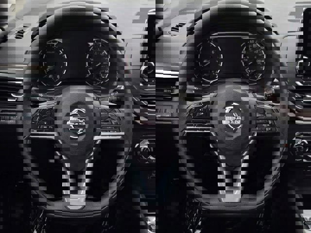 Used 2025 Nissan Altima 2.5 SV image 21