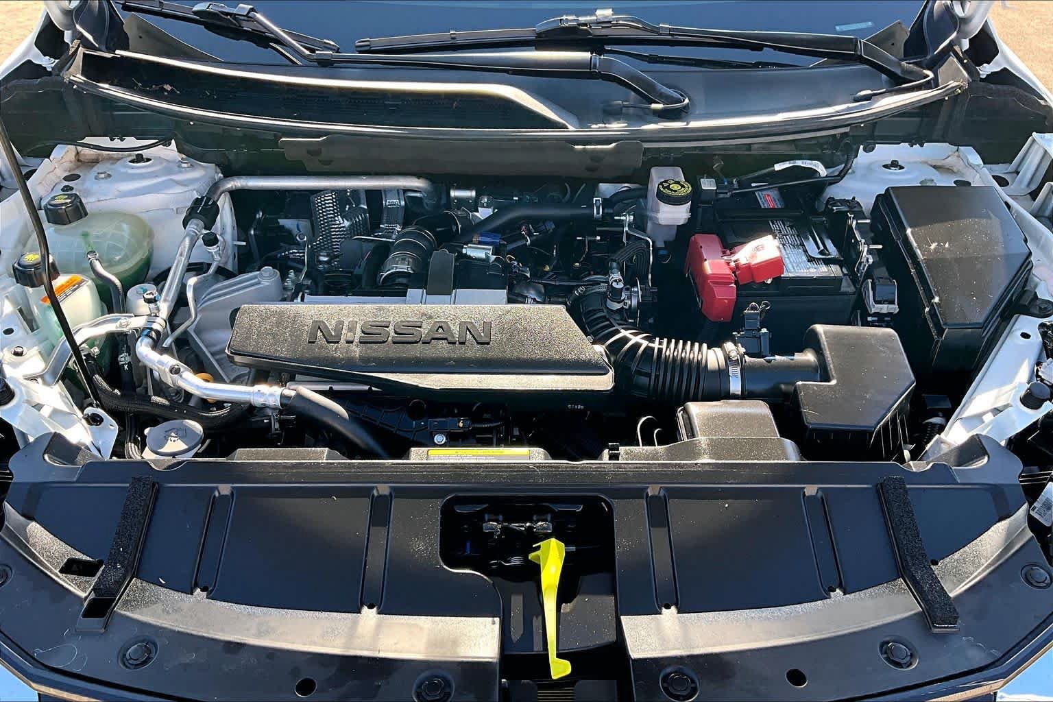 Certified 2026 Nissan Rogue SV FWD image 32