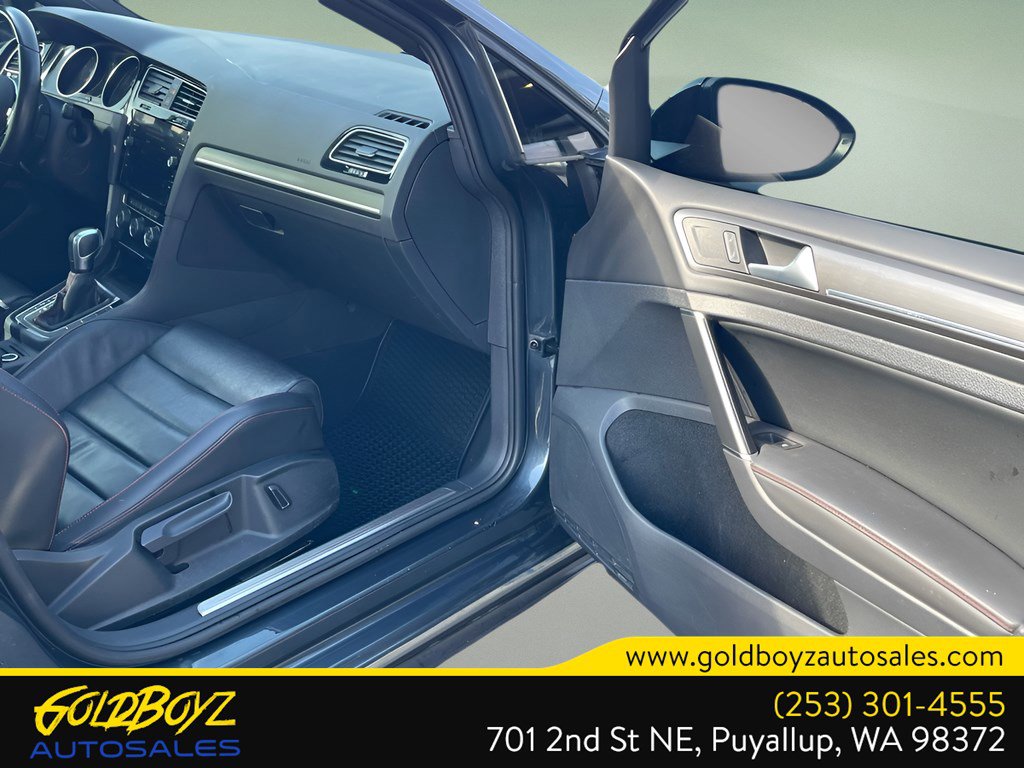 Used 2021 Volkswagen GTI SE image 16