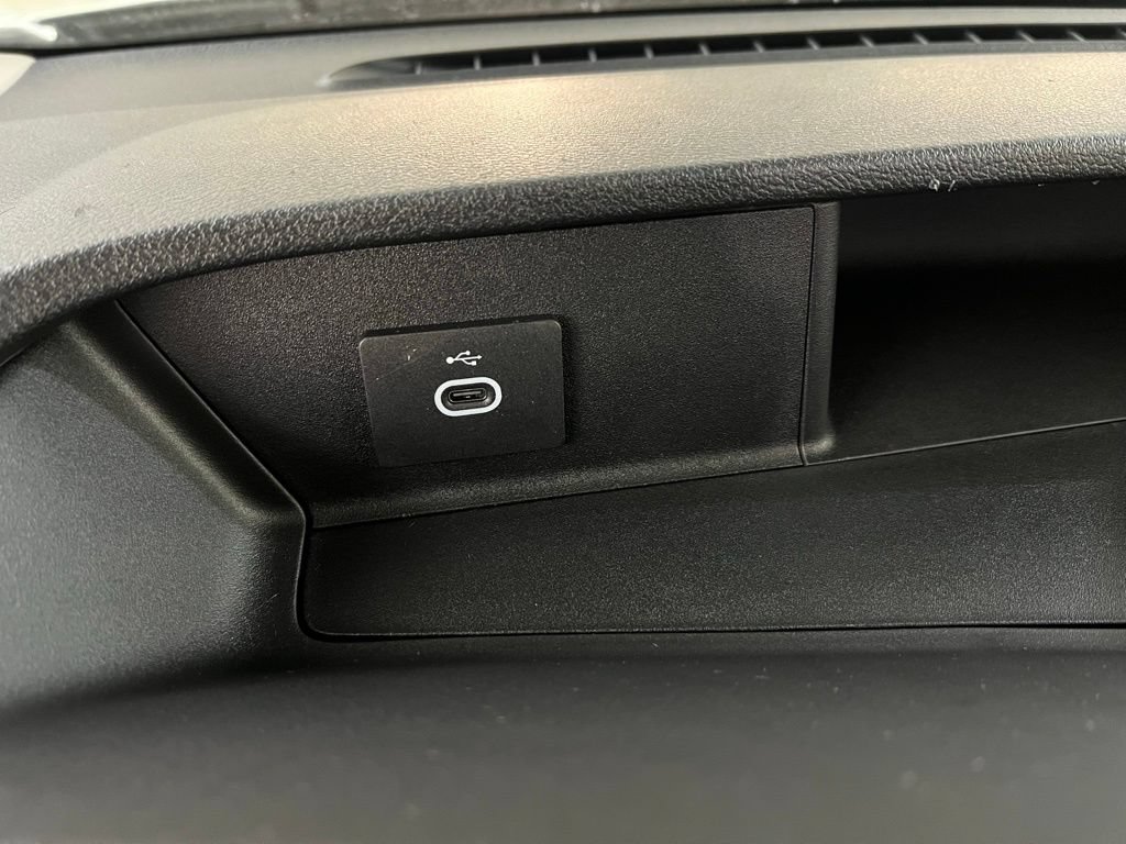 New 2026 Ford Transit 250 148 Medium Roof image 23
