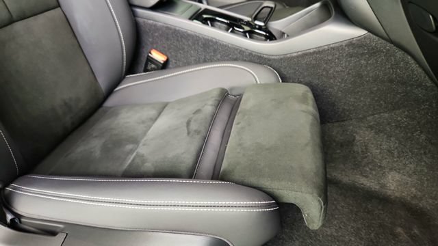 Certified 2023 Volvo C40 P8 Recharge Ultimate AWD/4WD image 35