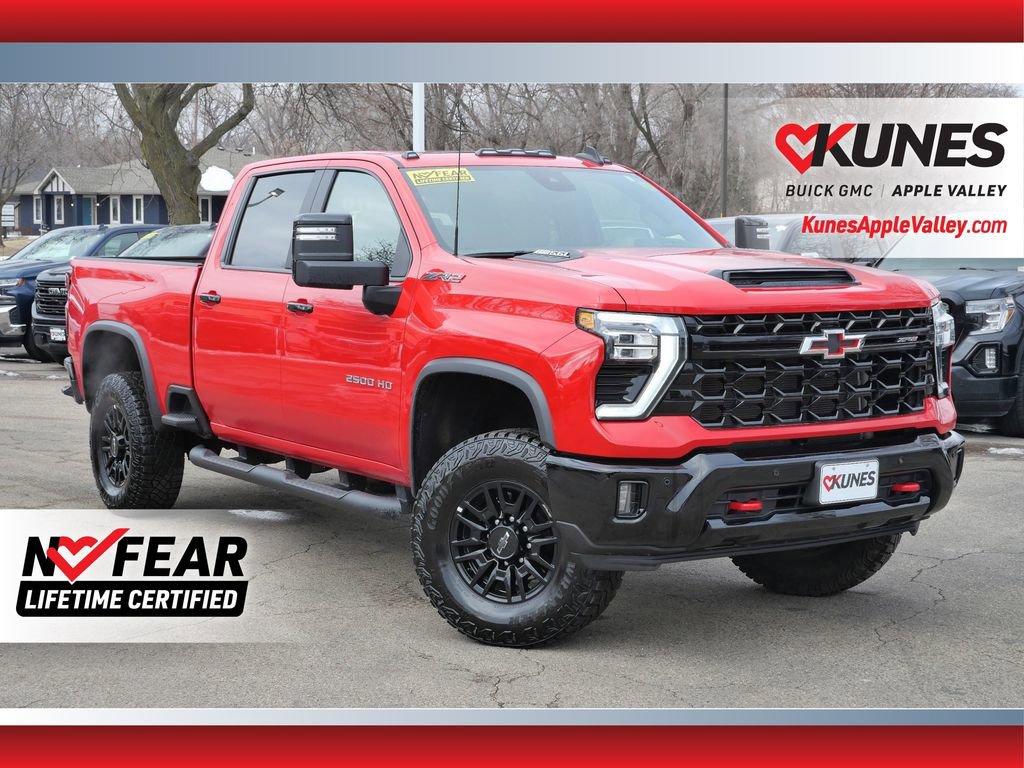 Used 2025 Chevrolet Silverado 2500 ZR2 w/ Technology Package image 1