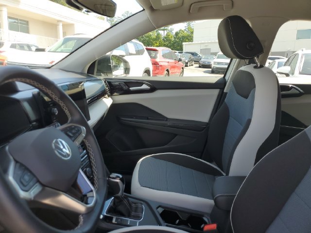 Certified 2025 Volkswagen Taos S FWD image 22