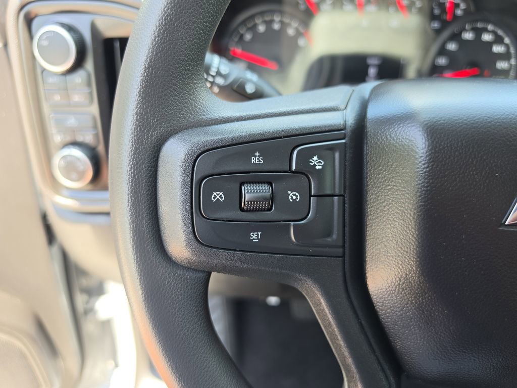 Used 2025 Chevrolet Silverado 1500 Custom AWD/4WD image 27