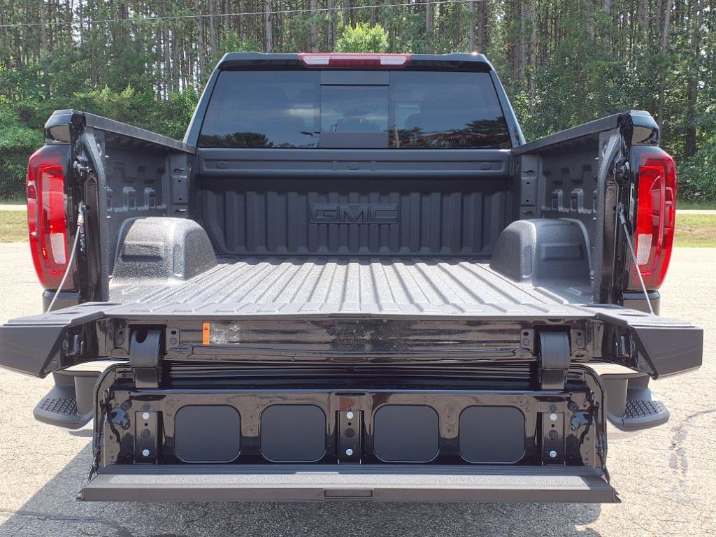 New 2026 GMC Sierra 1500 SLT w/ SLT Premium Plus Package AWD/4WD image 14