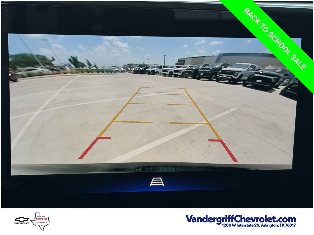 Used 2025 Chevrolet Trax LT w/ LT Convenience Package FWD image 17