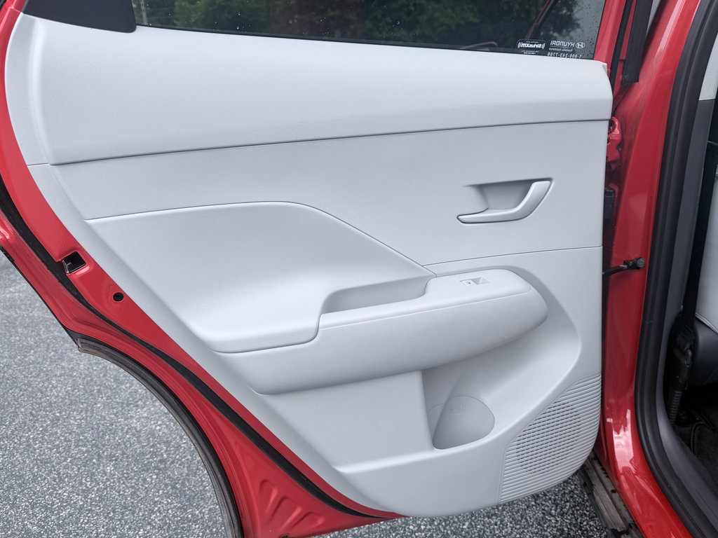Used 2024 Hyundai Kona SEL FWD image 29