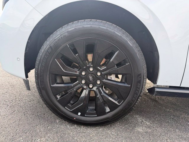 Used 2025 Ford Expedition Max Platinum w/ Stealth Appearance Package AWD/4WD image 22