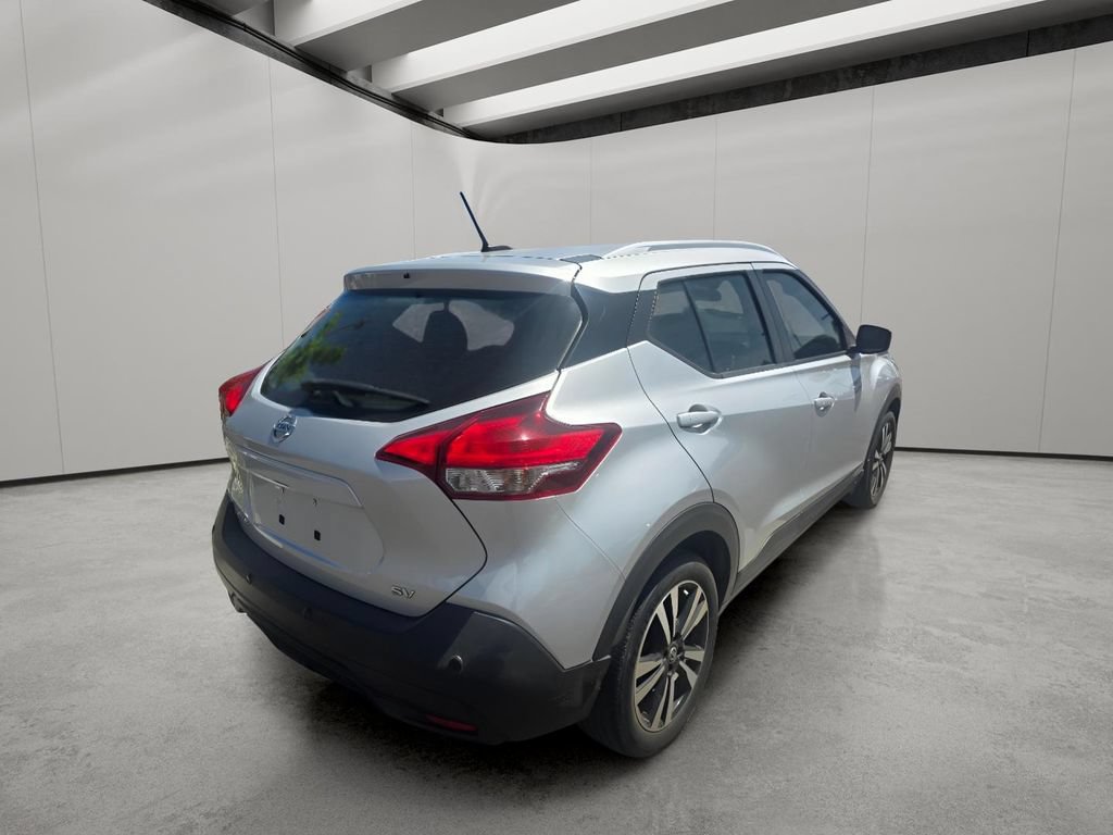Used 2020 Nissan Kicks SV FWD image 10
