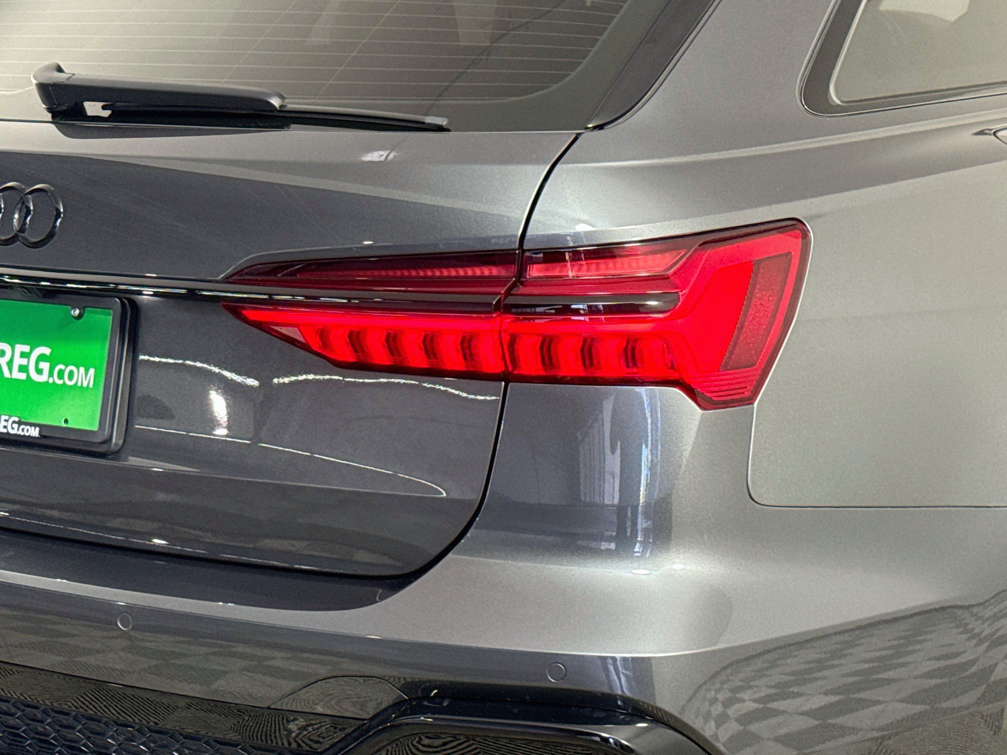 Used 2022 Audi RS 6 w/ Executive Package AWD/4WD image 34