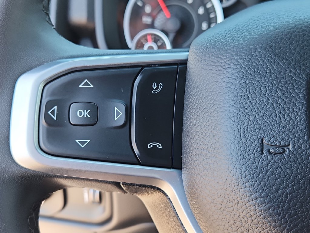 Certified 2025 RAM 2500 Big Horn AWD/4WD image 18