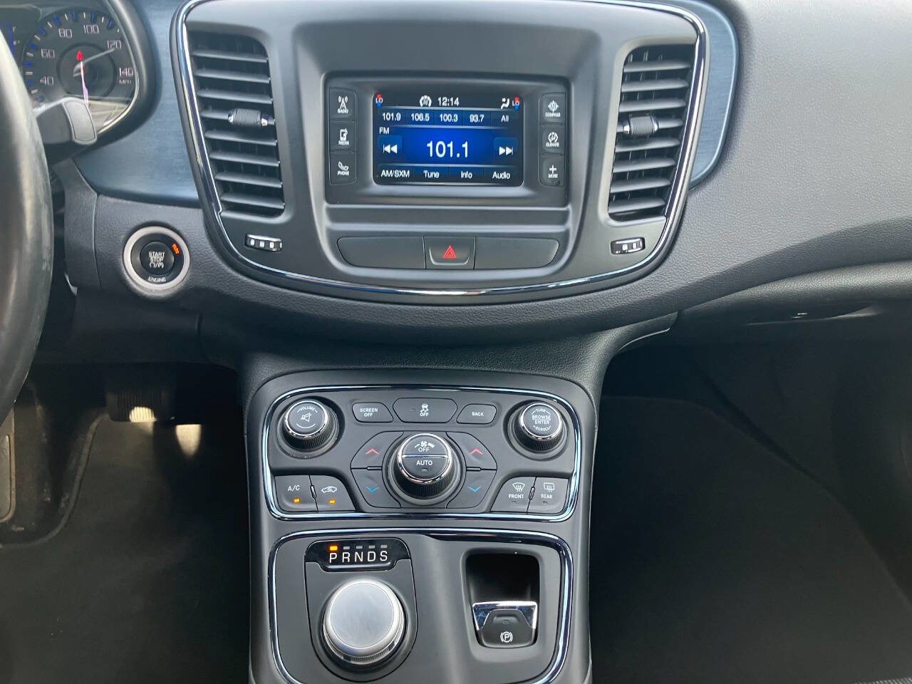 Used 2015 Chrysler 200 S w/ Comfort Group image 19