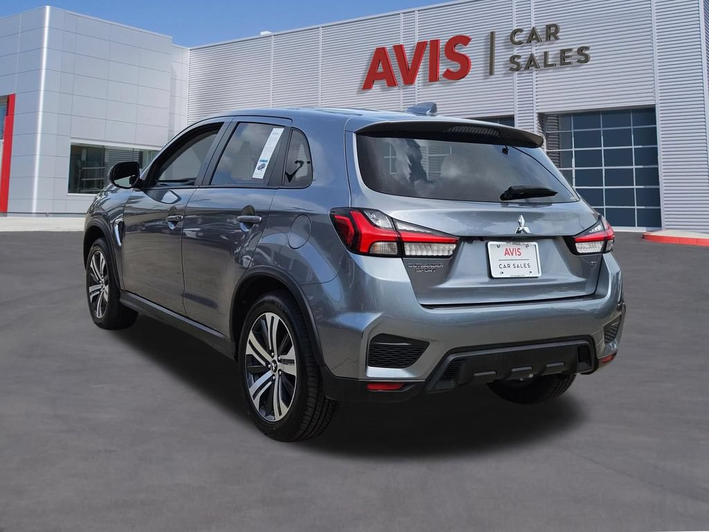 Used 2025 Mitsubishi Outlander Sport SE AWD/4WD image 3