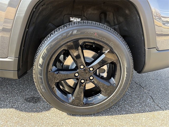 New 2025 Jeep Grand Cherokee L Altitude image 20