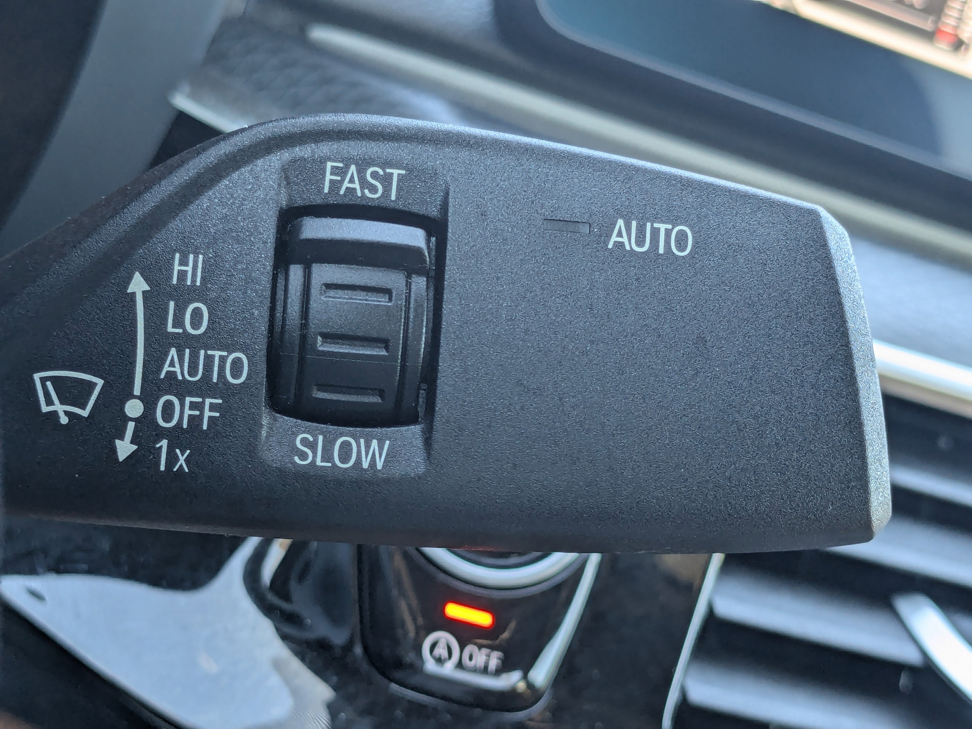 Used 2023 BMW 530i w/ M Sport Package image 29