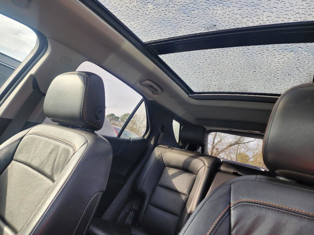 Used 2020 Chevrolet Equinox Premier FWD image 21