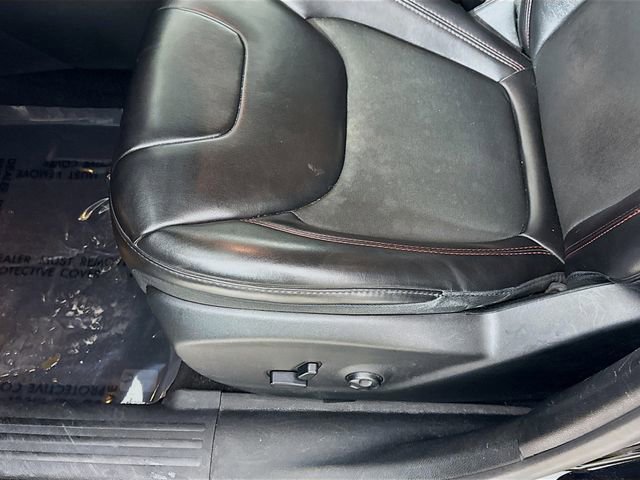 Used 2019 Jeep Cherokee Trailhawk image 18