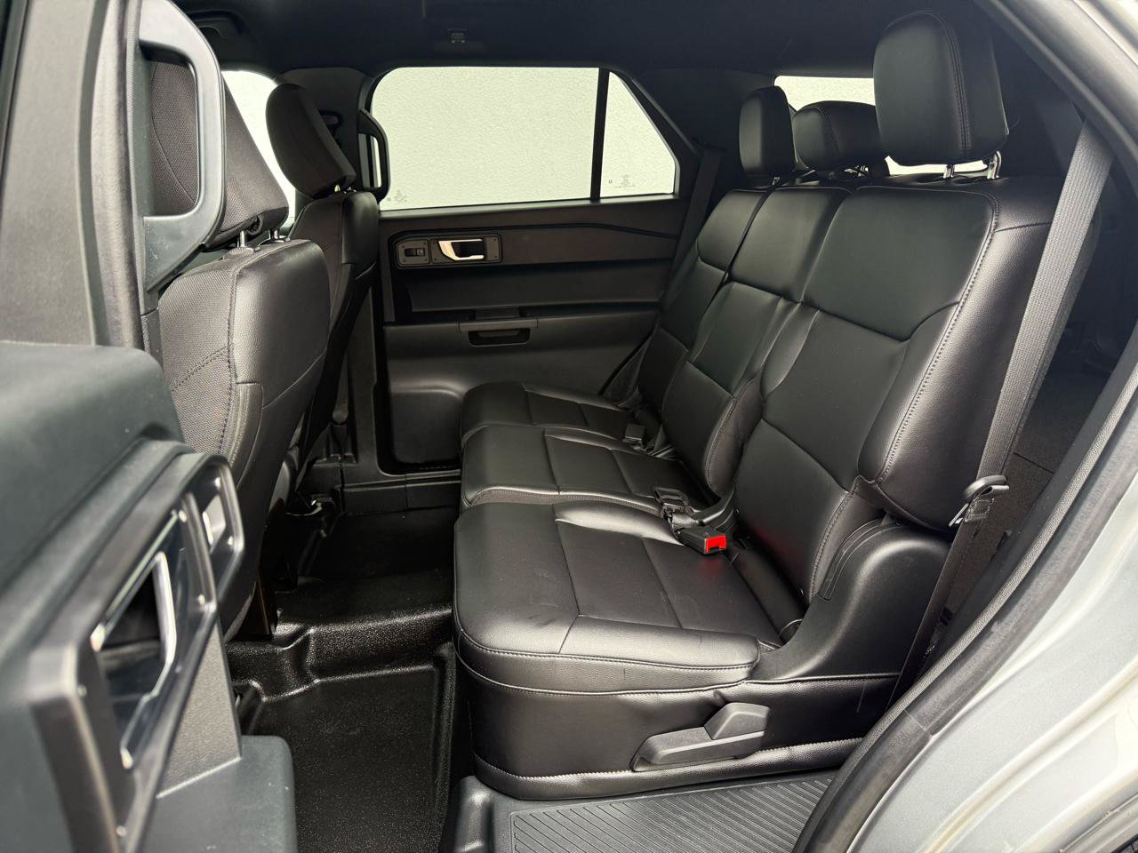 Used 2024 Ford Explorer 4WD Police Interceptor image 4