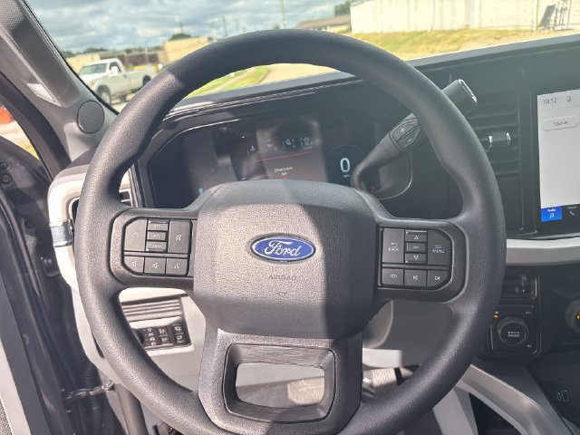 New 2027 Ford F350 XLT w/ XLT Premium Package AWD/4WD image 14