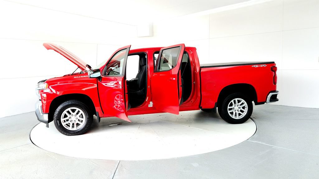 Used 2021 Chevrolet Silverado 1500 LT w/ LPO, Liner Protection Package AWD/4WD image 10