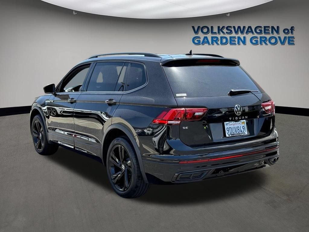 Used 2023 Volkswagen Tiguan SE R-Line FWD image 5
