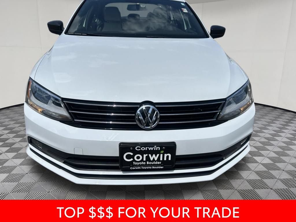 Used 2016 Volkswagen Jetta Sport FWD video 2
